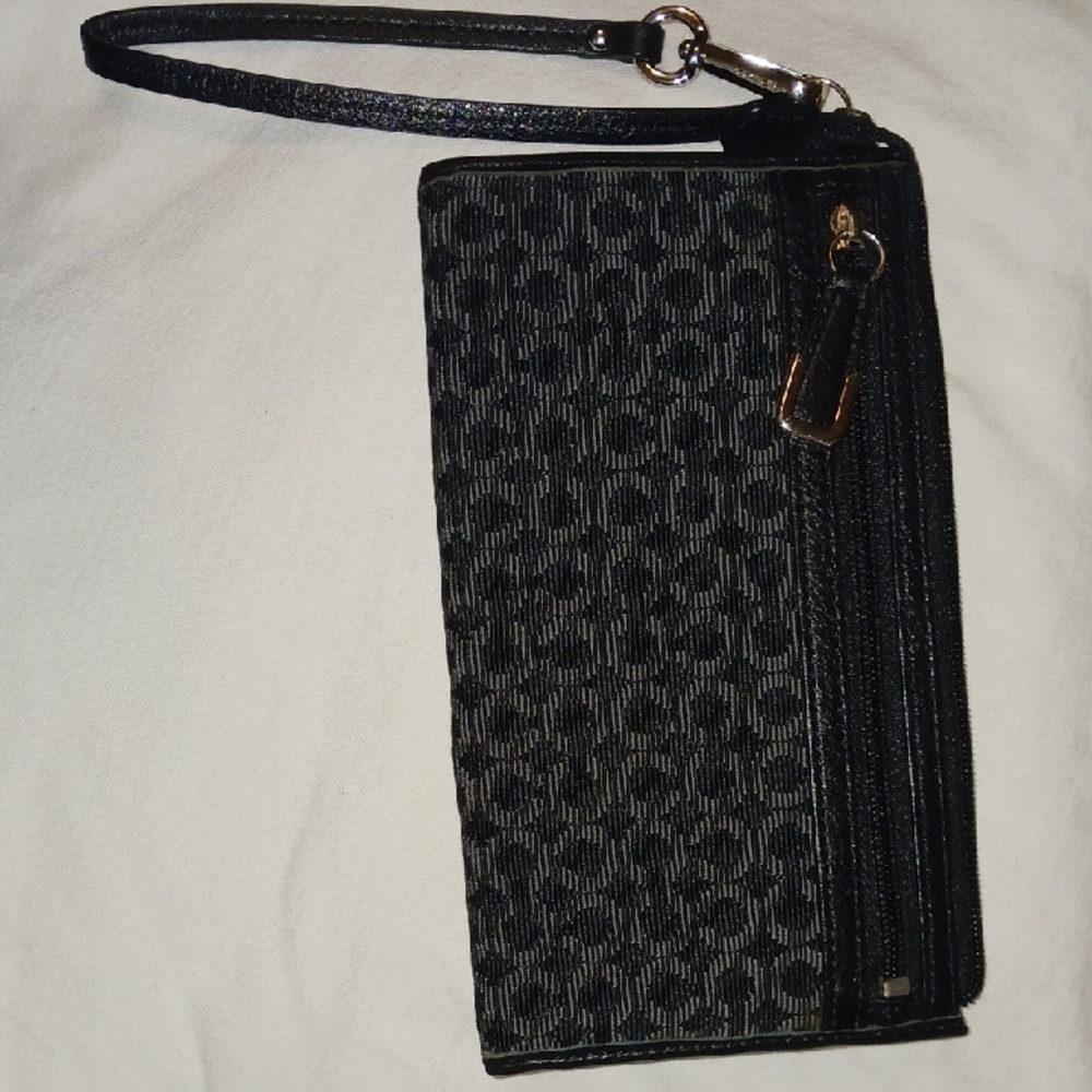 Coach Black Patterned Wristlet - image 6